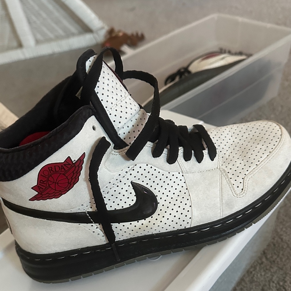 Jordan Women's Perforated Black and White Sneakers VERY RARE!! Box Kept worn 3x